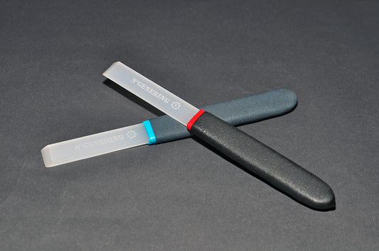 Grattoir Compact N’GENERING – Manche caoutchouc 🖐️