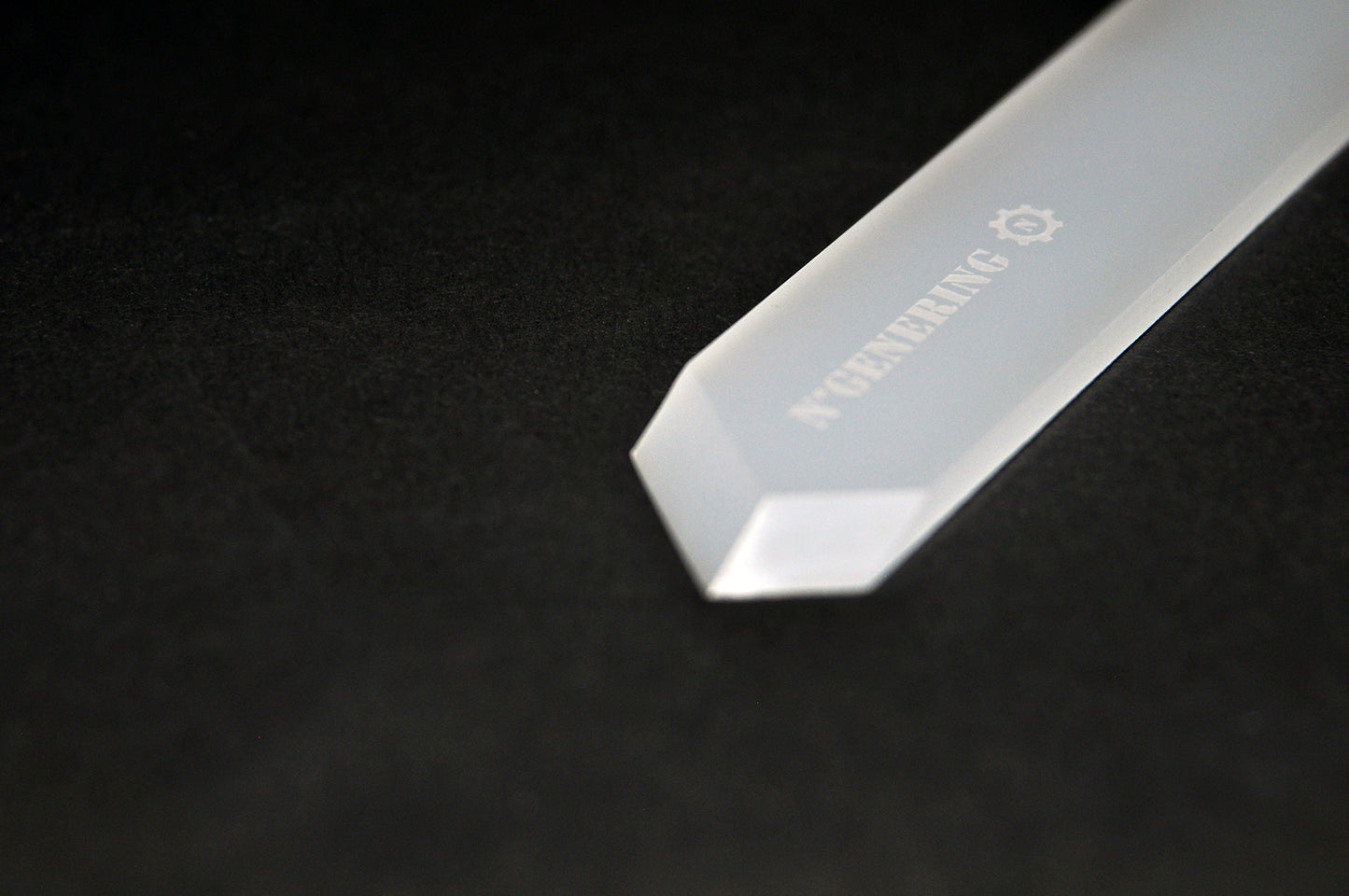 Grattoir N’GENERING LARGE AS – L’original efficace 🎭