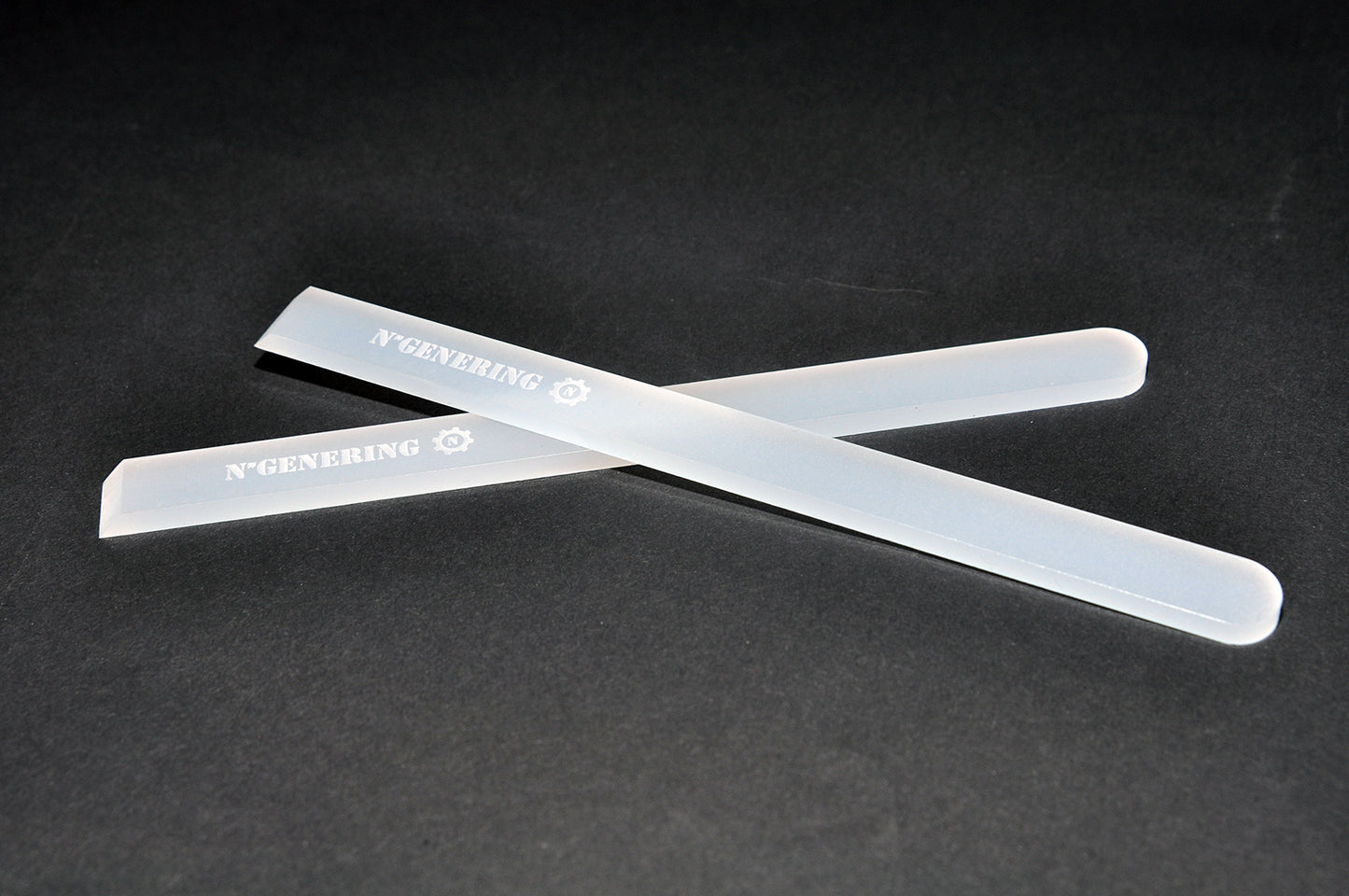 Grattoir N’GENERING COMPACT – Petit mais costaud 🔧